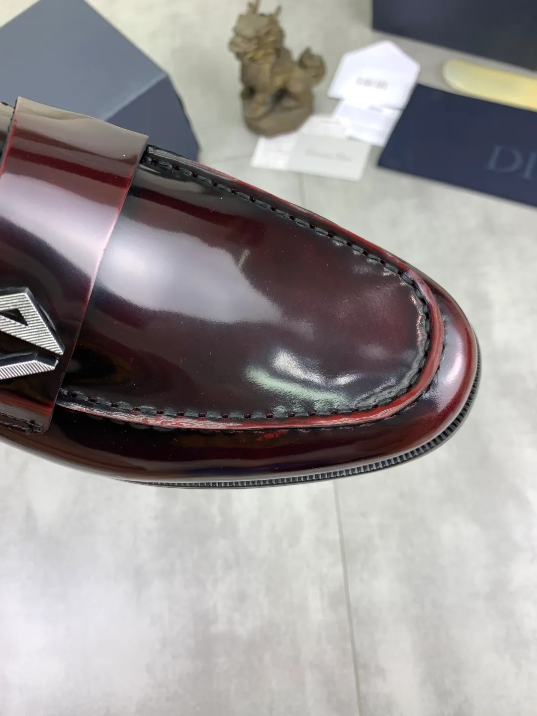 Men's men's shoes 💰P560 new style 💰high version 💎💎💎Dior original version! Top Italian purchasing agent! Men's business casual leather shoes, original imported open-edge beaded calfskin upper, ultimate texture, gentlemanly style, imported water-dyed cowhide inside, top-quality original Italian rubber outsole, first-class workmanship, top quality! Size: 39-44 (45 customized) 4️⃣ colors available